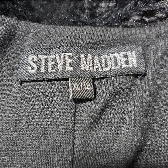 STEVE MADDEN Charcoal Heather Faux Fur Fleece‎ Button-Up Coat - Size XL - Picture 7 of 8